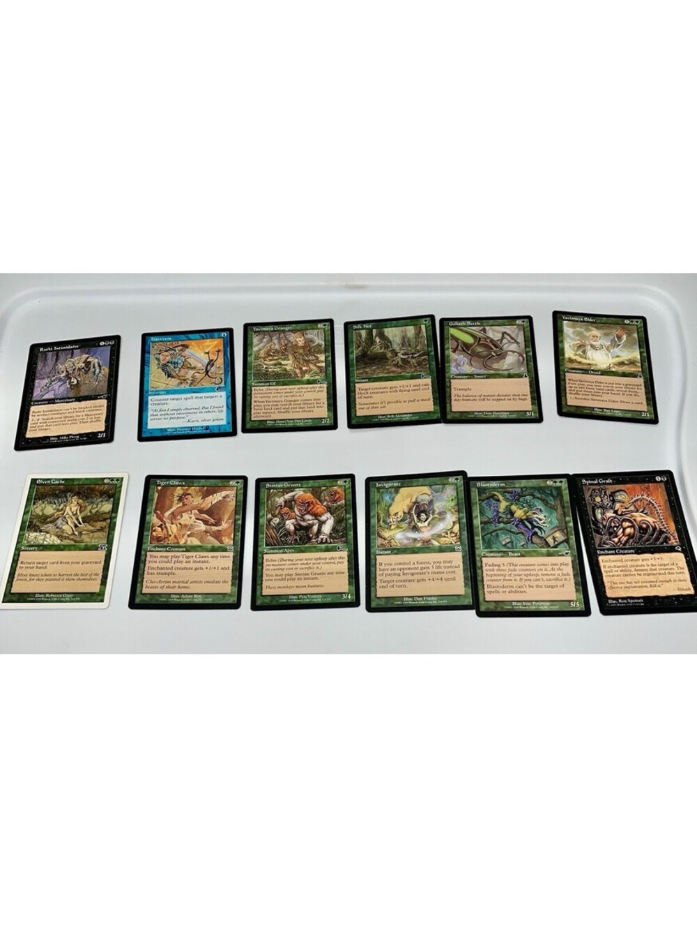Magic: The Gathering - 30 cards Assorted sets/ no lands. Multiple Sets Bundle 1
